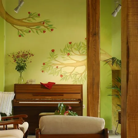 El Jardin Del Convento, Летний дом Хервас