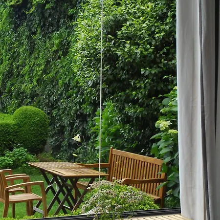 El Jardin Del Convento, Летний дом